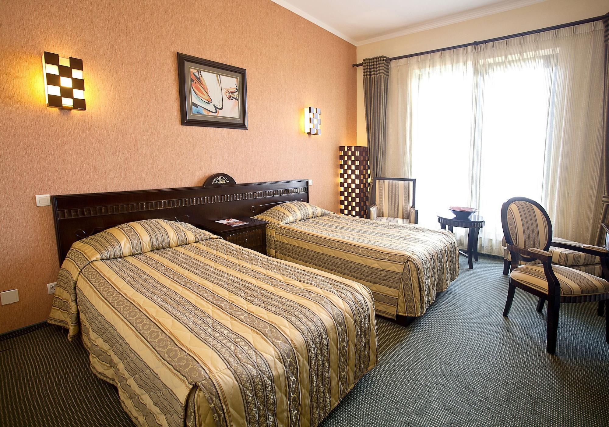 Hotel Tecadra Bukurešť Exteriér fotografie