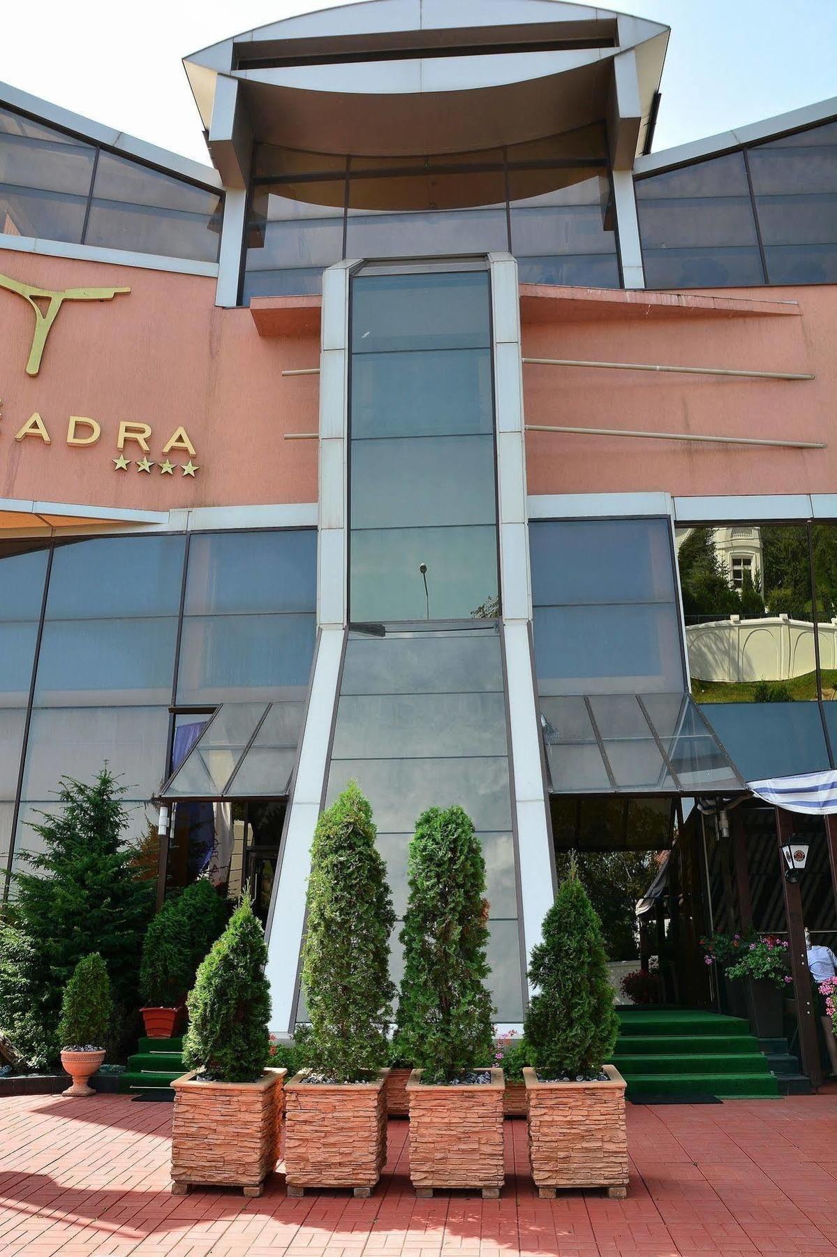 Hotel Tecadra Pipera Exteriér fotografie